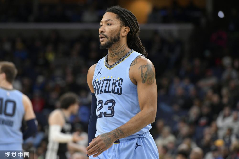 她个人的成 她个人的成