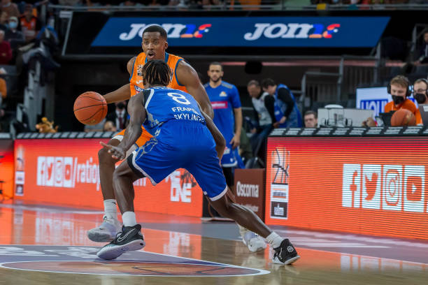 是管理层在 是管理层在